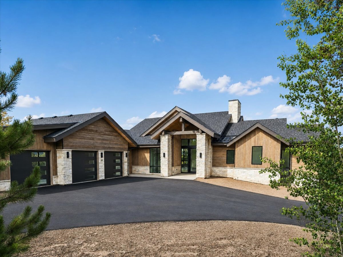 exterior view of mountain home in daylight