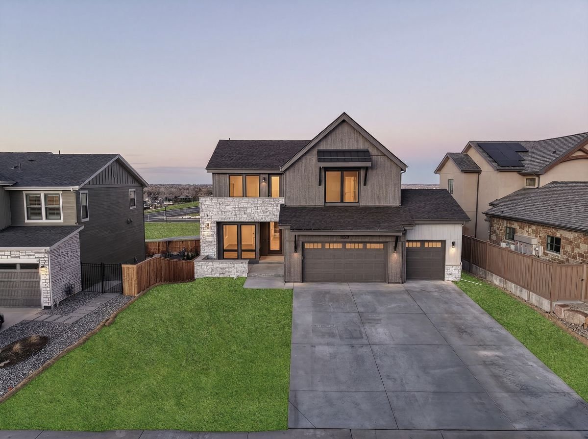 Plan #3964_Two-Story-front exterior