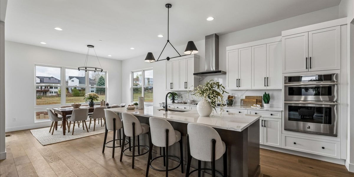 kitchen island with stools - double ovens