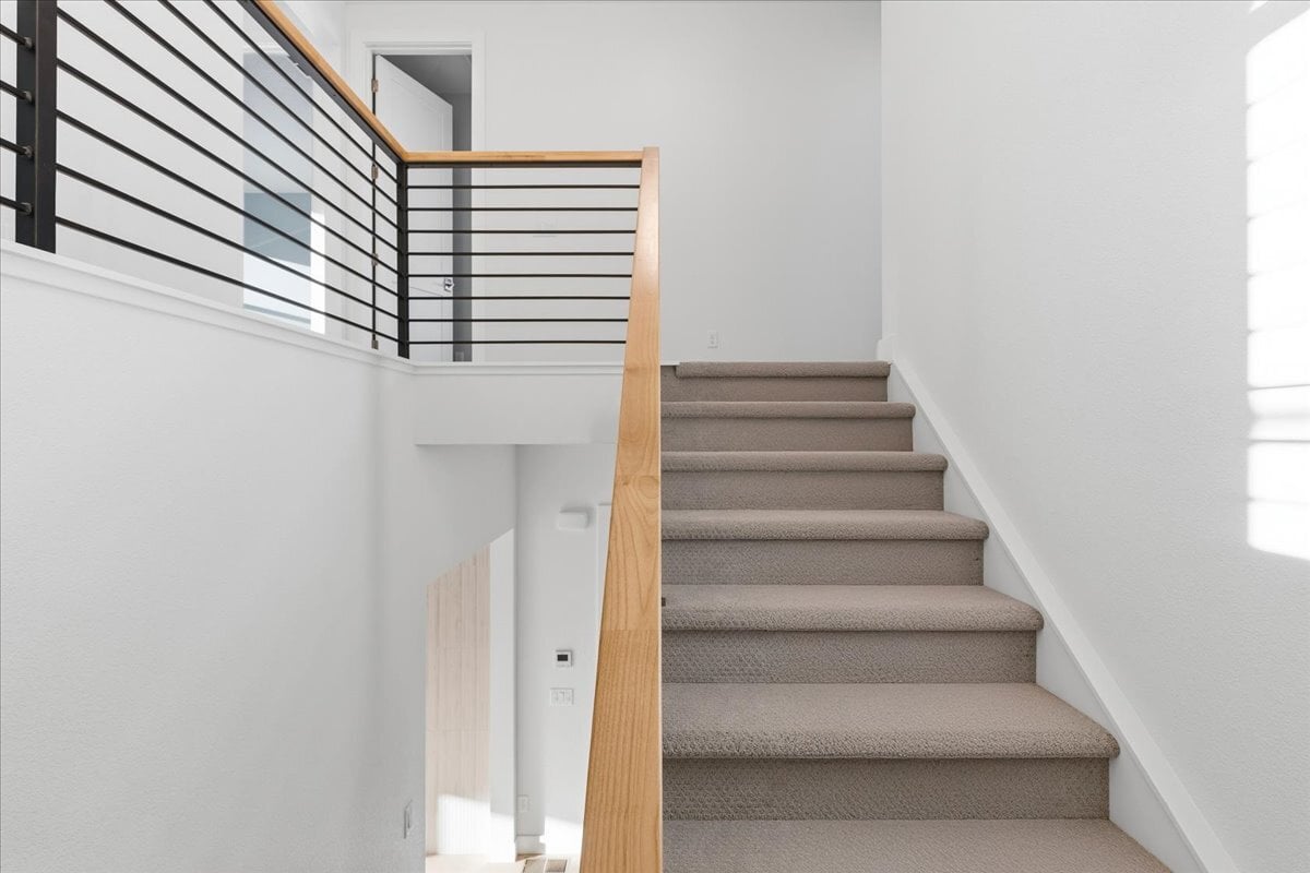 Plan 3929 stairs to upper level