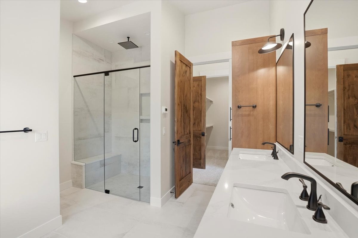 Fraser custom home - primary bath shower