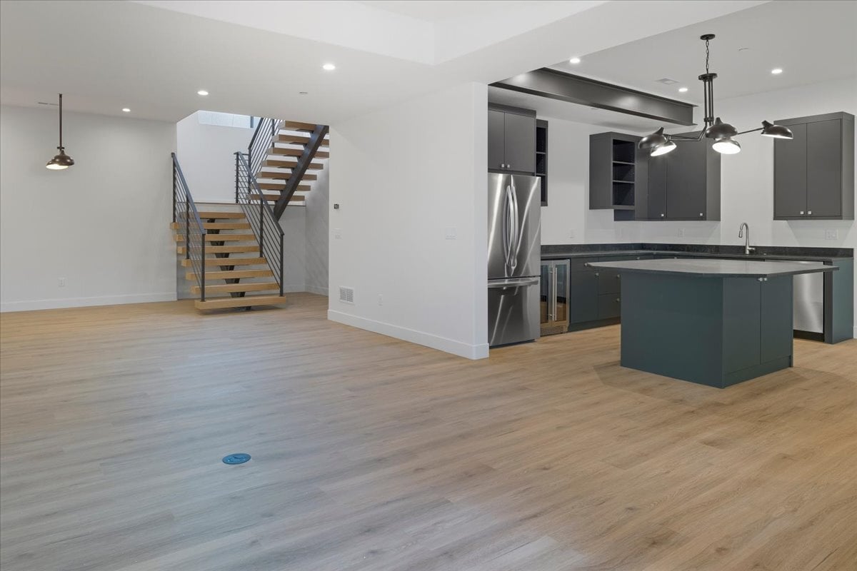 Plan 4977 lower level wet bar