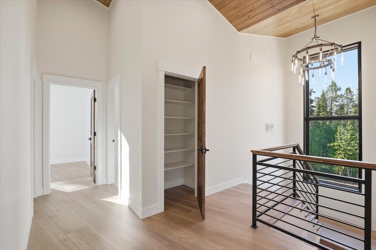 Fraser custom home - upstairs landing 