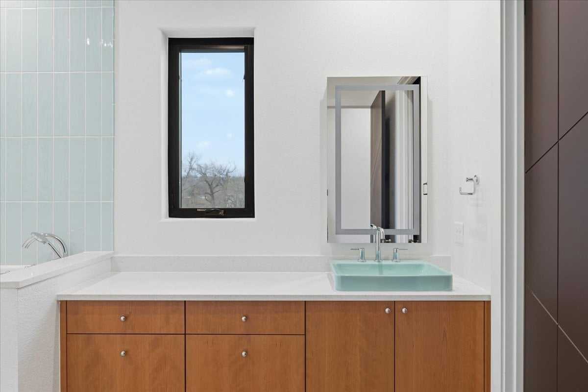 Plan 4977 primary suite bath 1 vanity