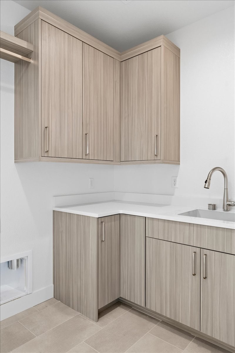 Plan 3929 laundry room