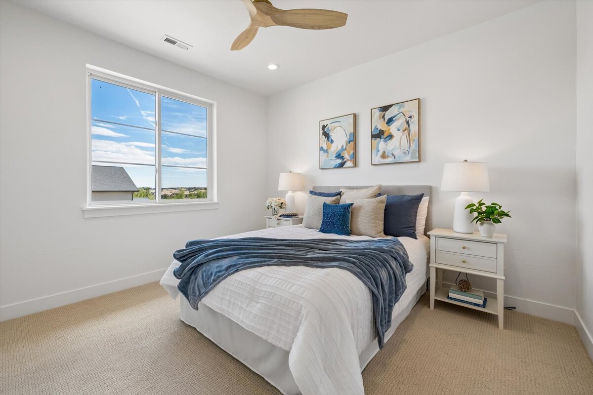 Sheffield Plan 3481-secondary bedroom