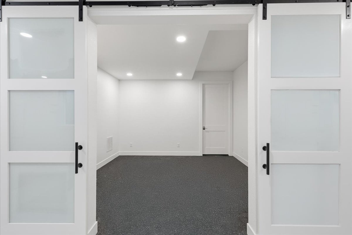 Plan 3929 basement barn doors to exercise room
