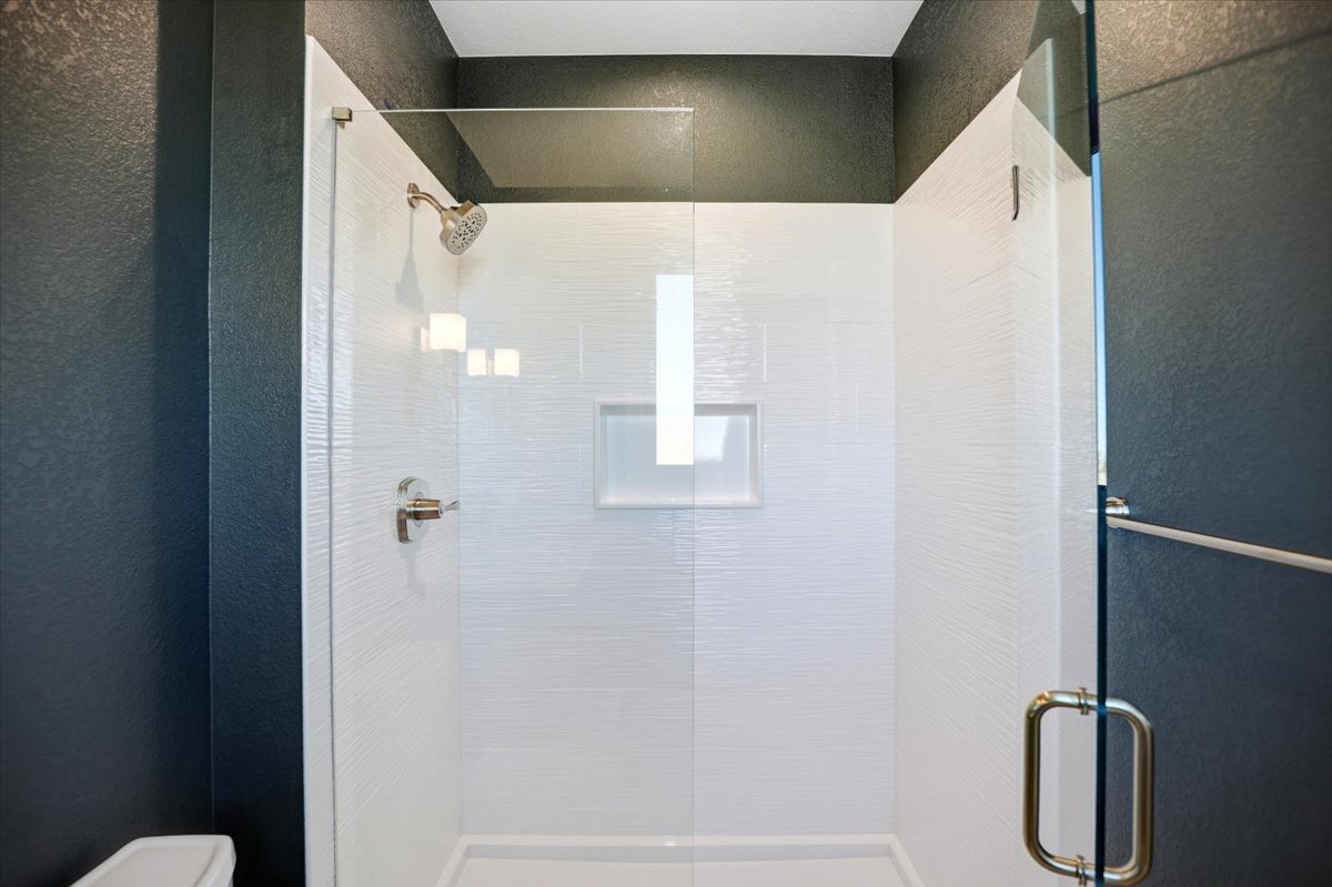 Plan #3964 - secondary bath shower with tile detail