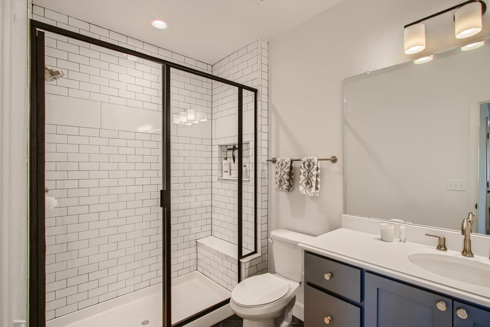 7134 Howell Court Arvada CO - Web Quality - 018 - 18 Lower Level Bathroom