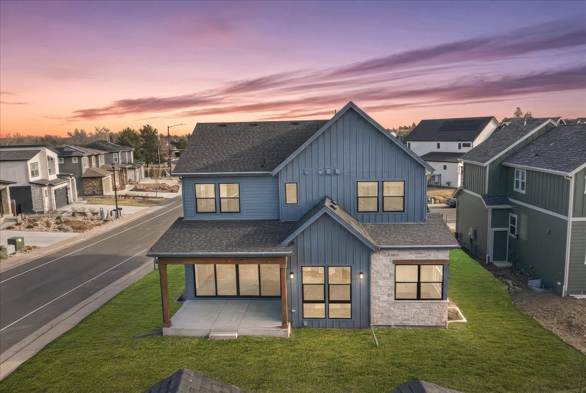 Plan 3929 exterior back view twilight