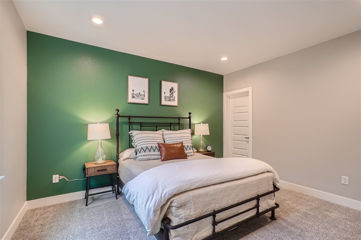 Finished basement guest bedroom