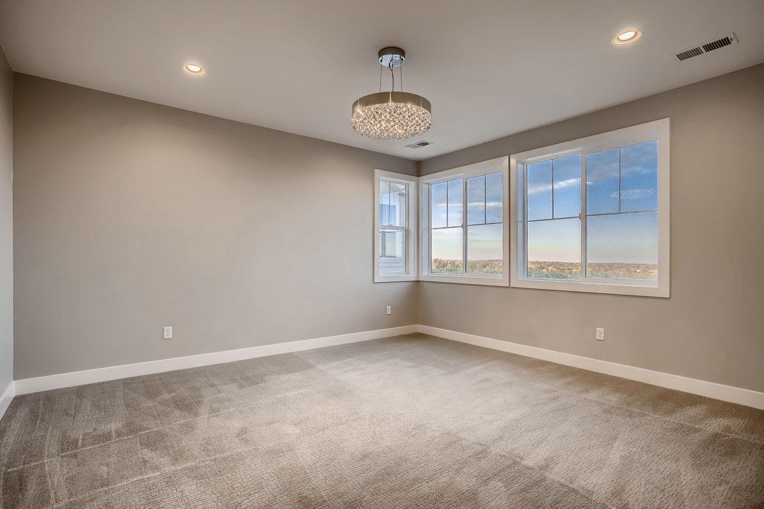 Featured Home: Understated Style - 5