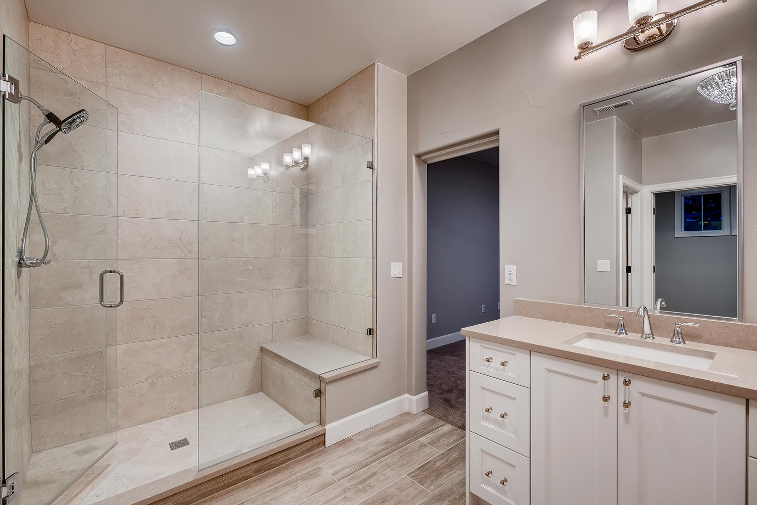 6690 Balsam Street Arvada CO-large-019-024-2nd Floor Master Bathroom-1500x1000-72dpi