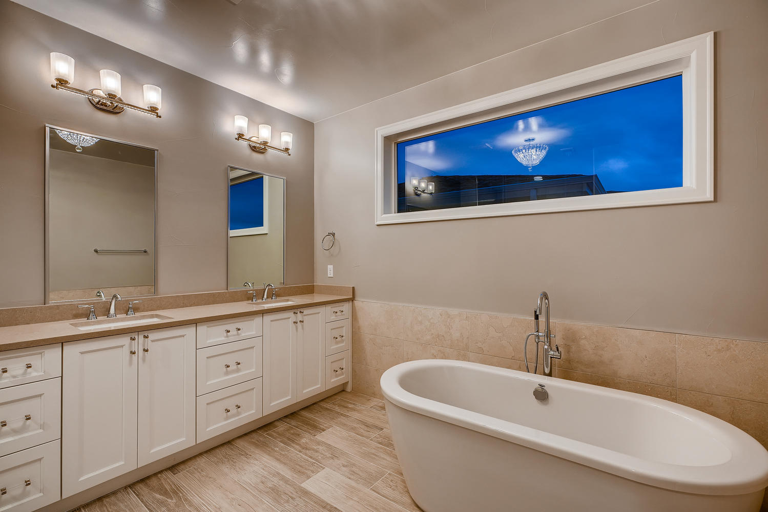 6690 Balsam Street Arvada CO-large-020-020-2nd Floor Master Bathroom-1500x1000-72dpi