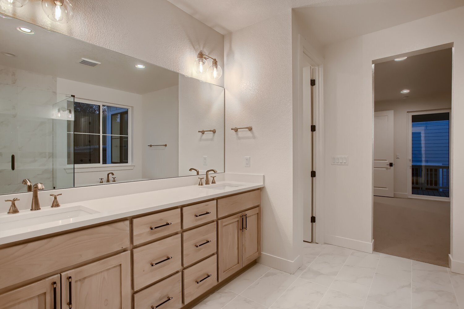 V.2 Featured Home: Clean Lines, Design Shines