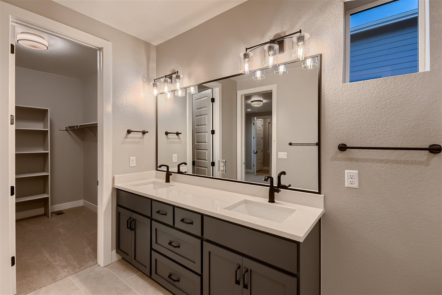 Featured Home: Louisville - Light-Filled Ranch