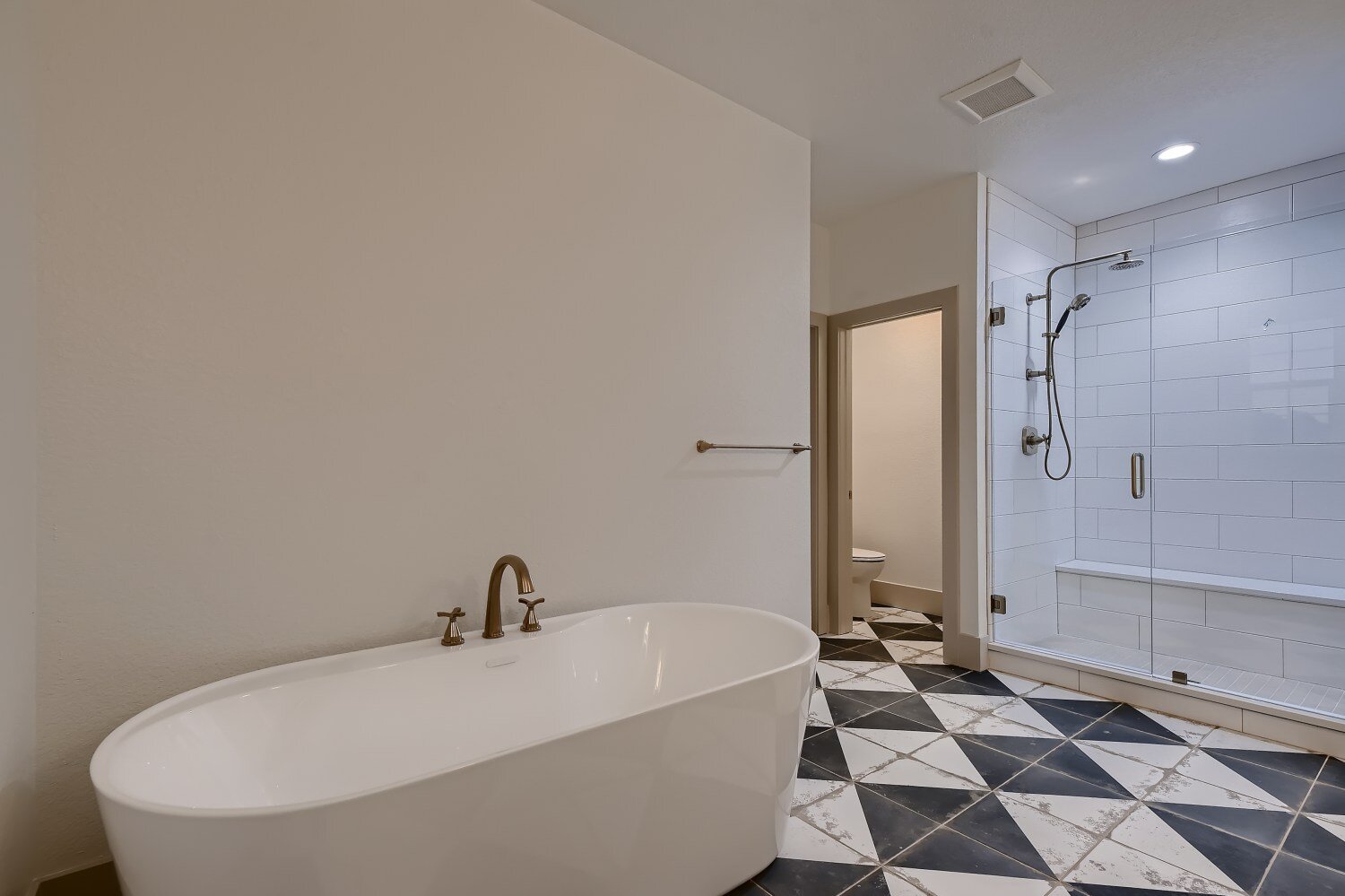 Featured Home: Graceful Distinction 11