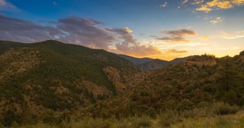 view sunset at North Table Mountain 